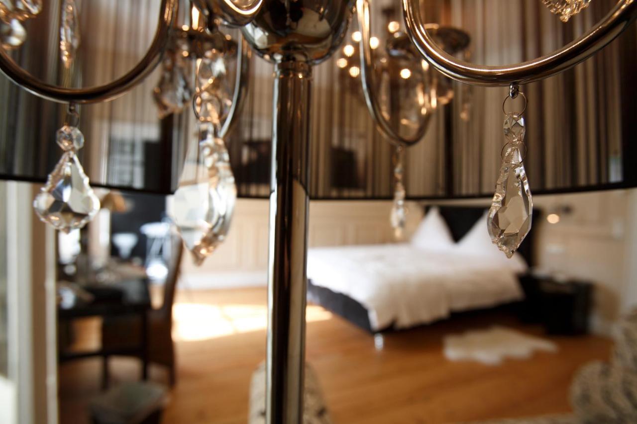 Hotel Hochzeitshaus Aurich Zewnętrze zdjęcie