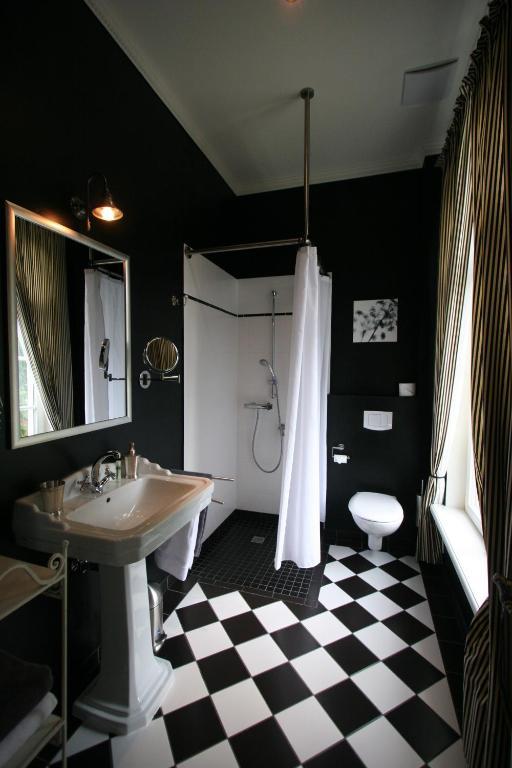 Hotel Hochzeitshaus Aurich Zewnętrze zdjęcie